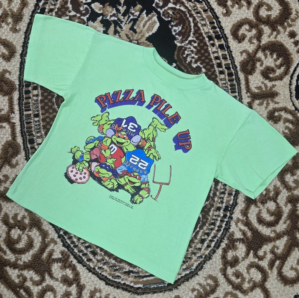 Teenage Mutant Ninja Turtles Kids T-shirt Tee Pizza Pile Up Football 90s 1990